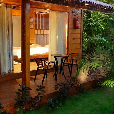 Wooden Ecr Sea Resort Pondicherry Exterior photo